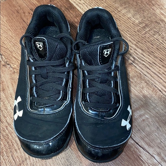 Under Armour Other - Under Armour Boys Baseball Cleats sz 11k